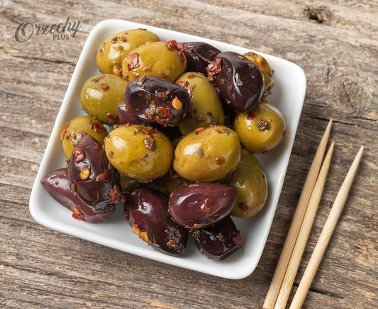 Mieszanka oliwek kalamata, zielonych oliwek z oregano i ostrą papryką, 250 g