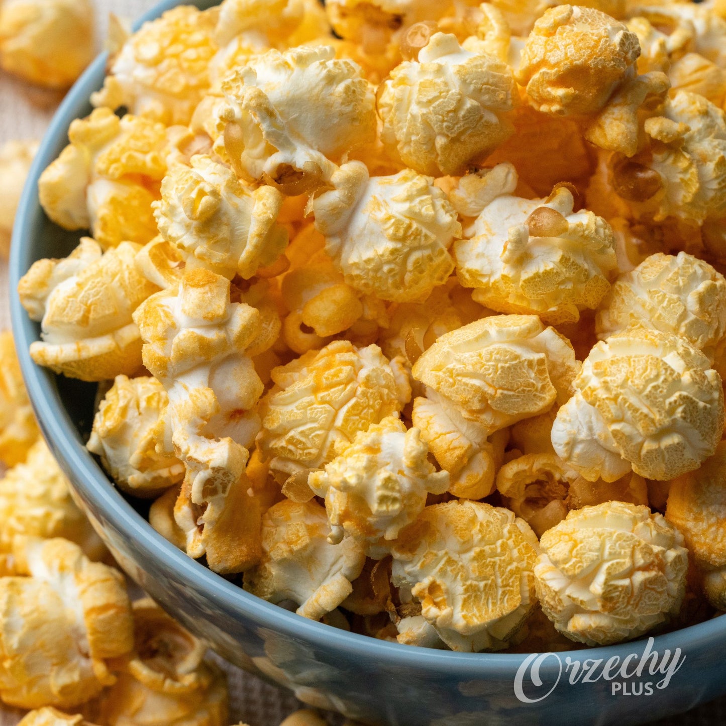 Popcorn o smaku sera cheddar, 500 g
